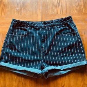High waisted Denim Stripe Short